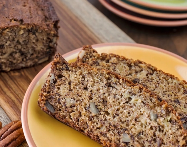 Bananenbrot mit Pekannüssen