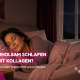 Frau schläft erholsam im Bett neben einem Kollagengetränk, mit Mondlicht und Molekül-Grafiken als Symbol für Glycin, Schlaf und Regeneration.